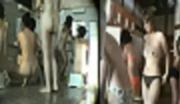 女子●生夏合宿(シャワー・脱衣所）