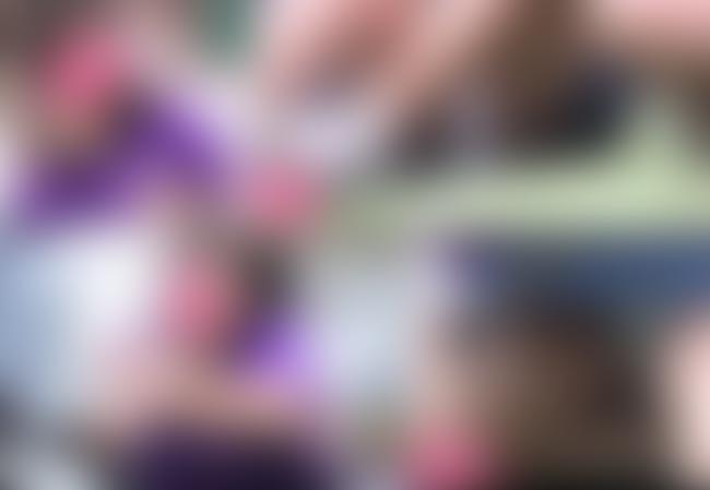 神様に感謝!!無防備J◯の大大サービスパンチラ!!